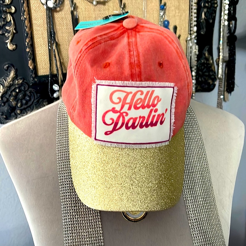 NWT!!! Hello Darlin’ hat!!!